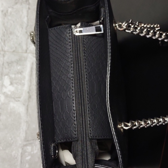 Aldo Snake Embossed Faux Leather Tote/Shoulder Bag w/Silver Ball Edging - Picture 11 of 11